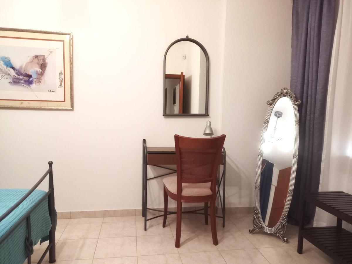 Tholos Bay Suites Kavoúsion 외부 사진